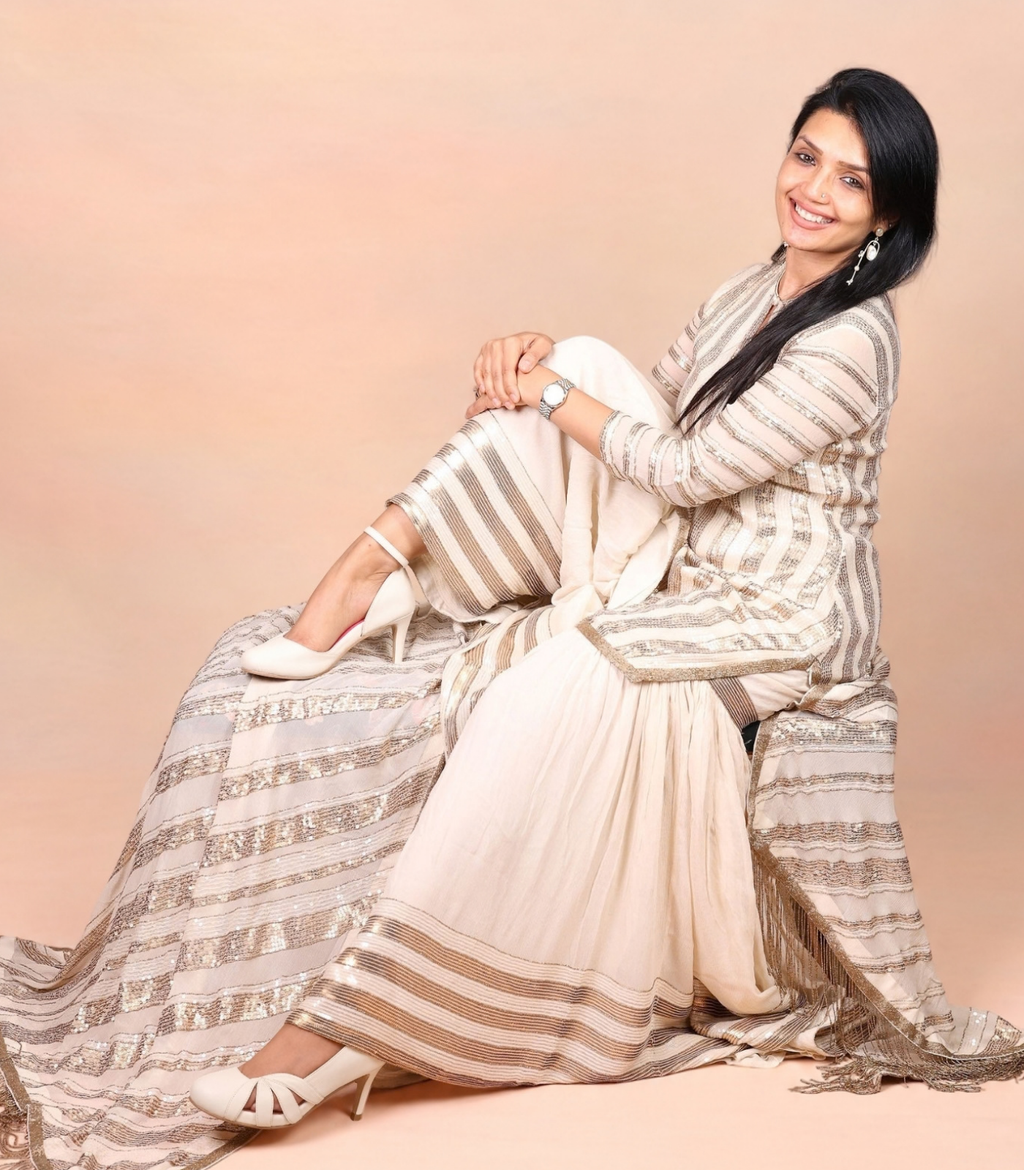 Gulshan Mogra - Cream D'orsay pencil heel