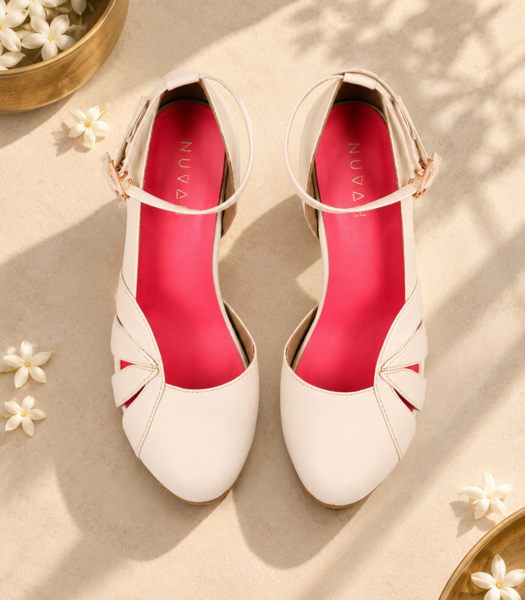Gulshan Mogra - Cream D'orsay pencil heel