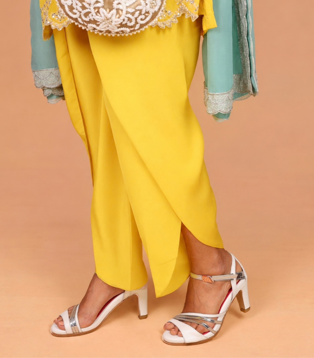 Mehfil Raunak - White and Silver cone heel